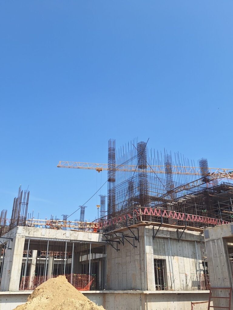 Unispan Peru: Soluciones de Encofrados a la vanguardia en el Hospital Saúl Garrido de Tumbes.